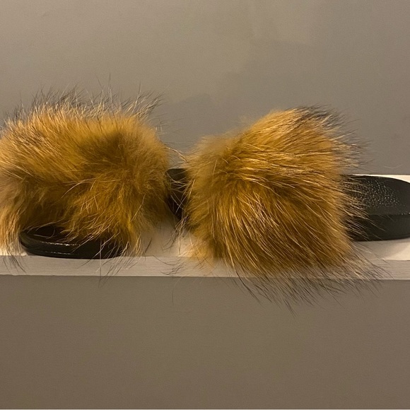 Furry slides - Picture 5 of 5